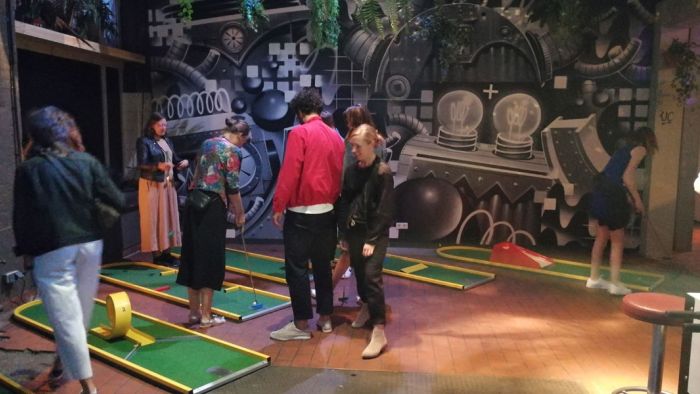 Mobile Minigolfbahnen bei einer Firmenveranstaltung