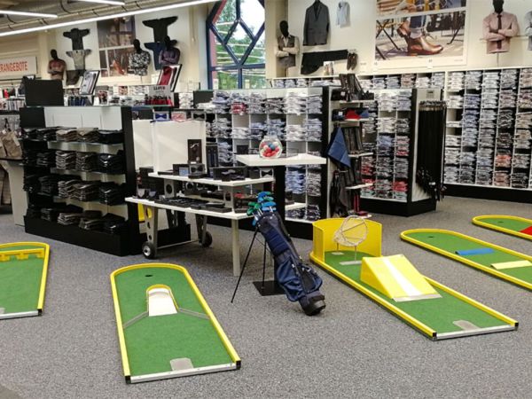Minigolf im Ladengeschäft