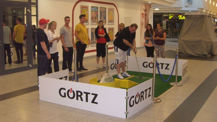 Minigolf-Event im Einkaufszentrum