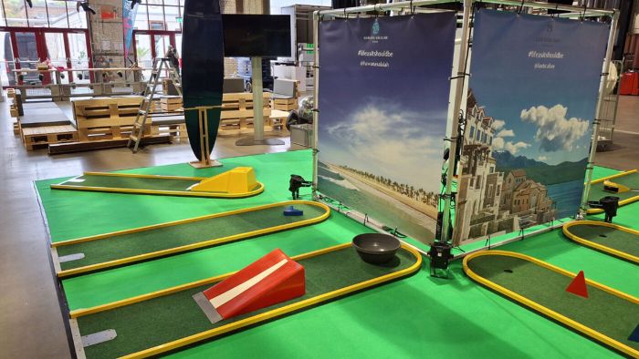Minigolfmodul am Messestand