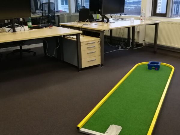 Bürominigolf