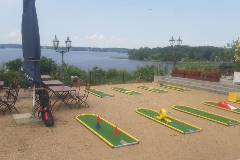 Mobile Minigolfanlage am Wannsee